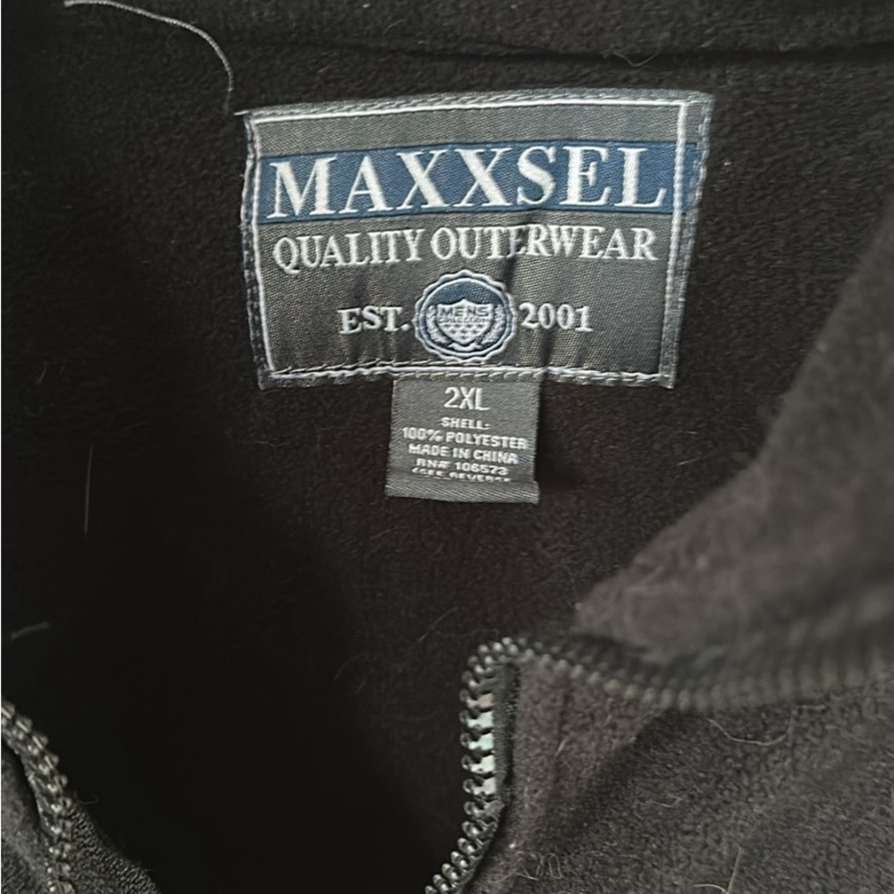 Fleeces outerwear
